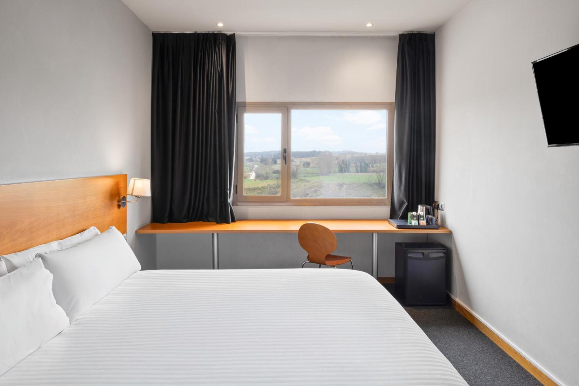 B&B Hotel Barcelona Mollet Porta De Gallecs Mollet del Valles Exterior photo