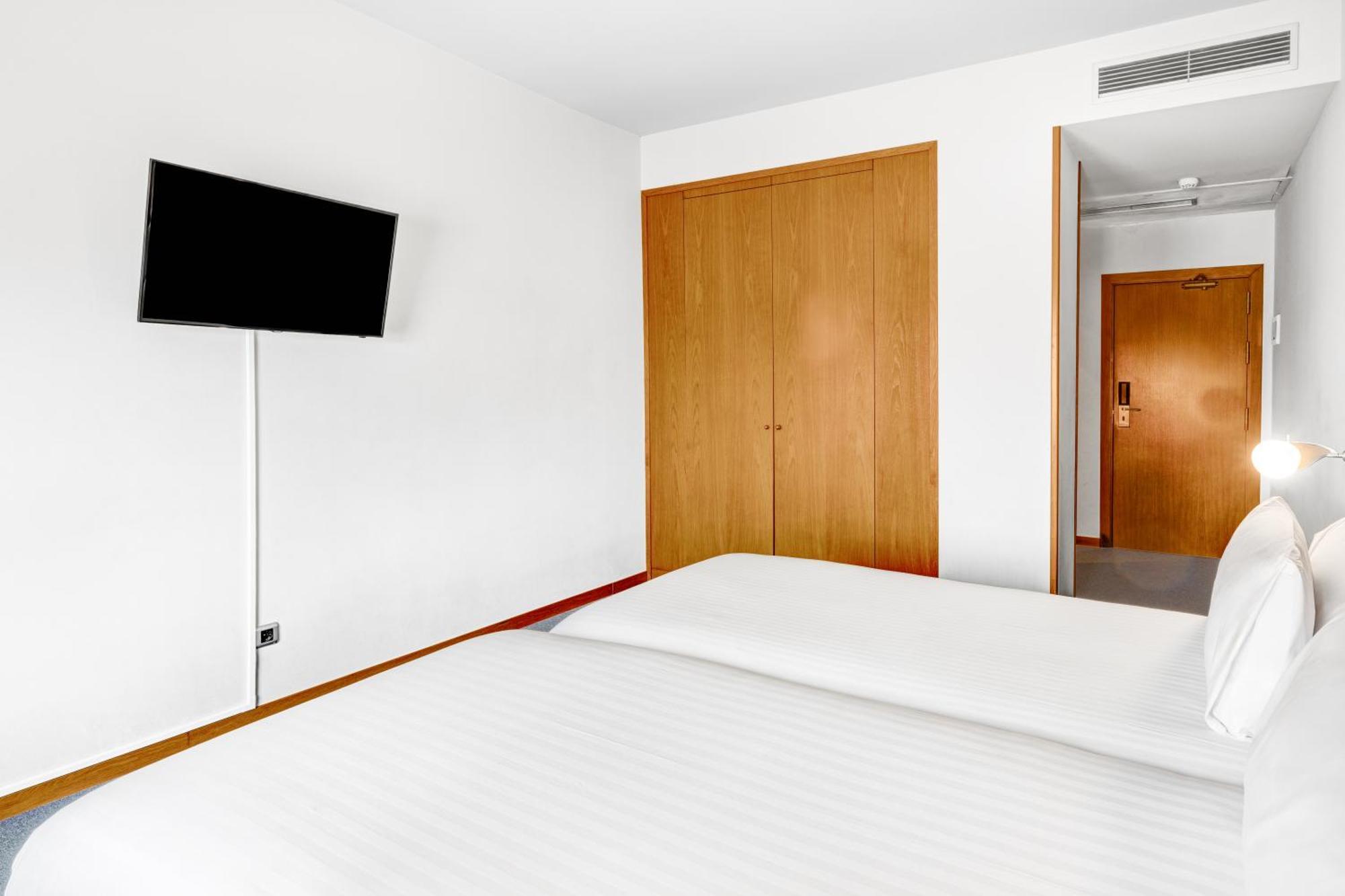 B&B Hotel Barcelona Mollet Porta De Gallecs Mollet del Valles Exterior photo
